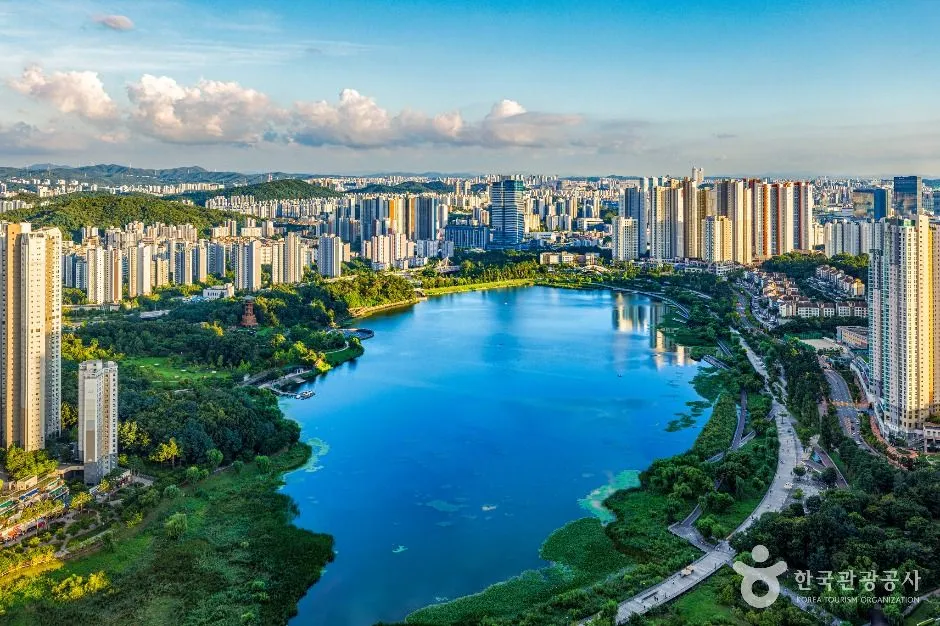 Gwanggyo Lake Park